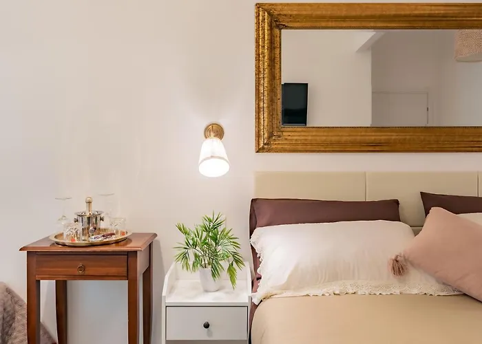 Гостевой дом Glint House Sapienza 4*