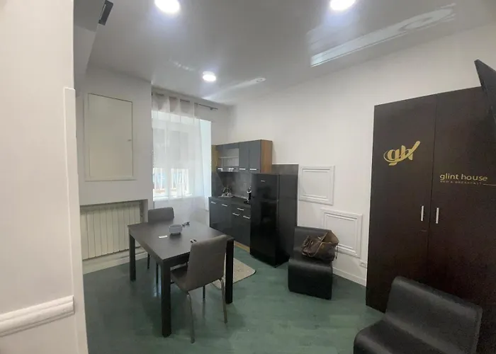 Гостевой дом Glint House Sapienza 4*