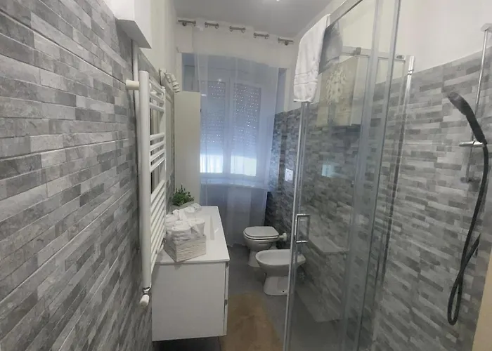 Glint House Sapienza 4*